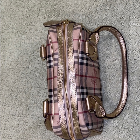 Burberry authentic bag - Picture 5 of 7